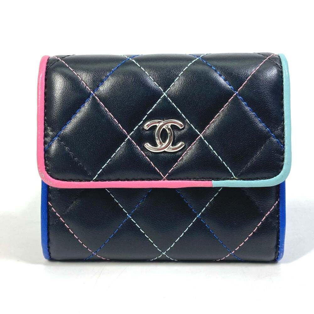 CHANEL Black Wallet - Picture 1 of 15